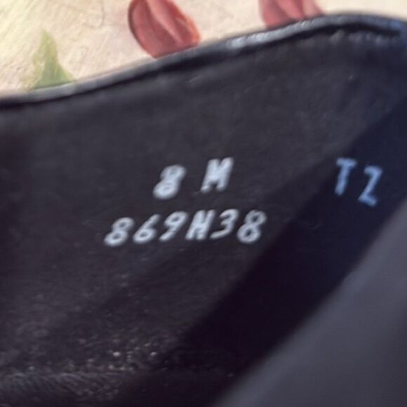 Vintage Naturalizer Soft Shoes Low Heel Pumps Heels Black Feminine Buckle Sz 8 - Picture 13 of 16